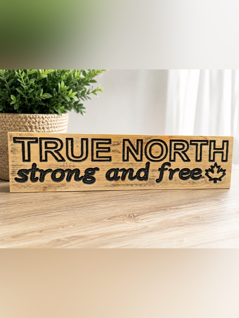 🇨🇦 Reclaimed Cedar “True North – Strong & Free” Sign - NEW